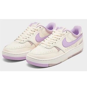 Nike Women's Cream and Lavender Sneakers